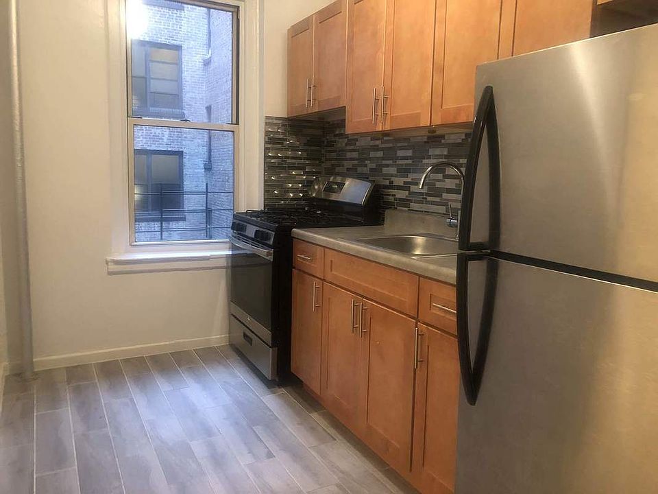 1st image of 261 Seaman Ave APT 2C