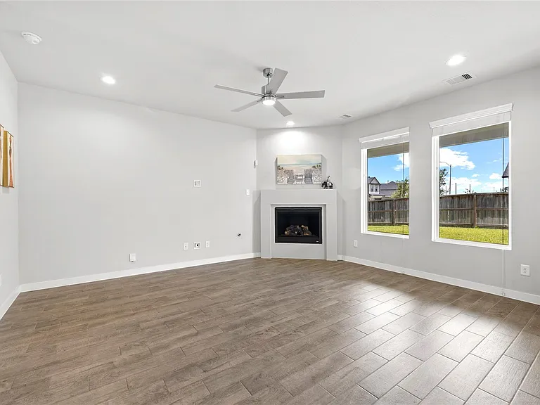 2311 Honey Heights Ln — Photo 10