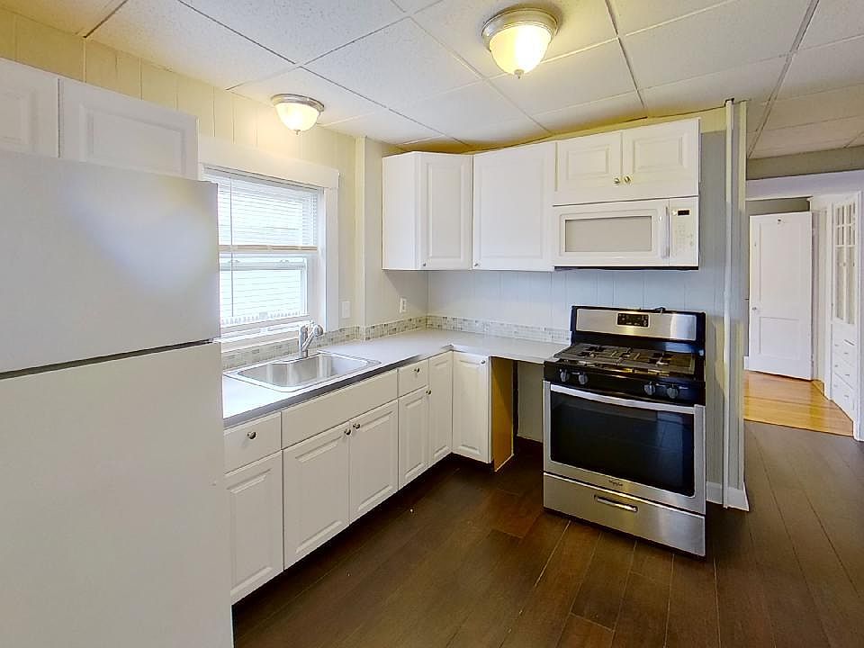 1st image of 48 Chubbuck St APT 1R