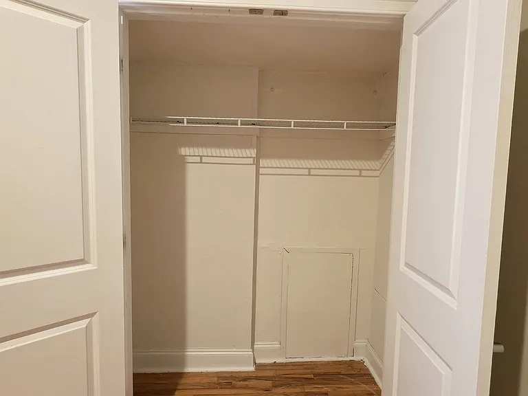 1114 Pine St #2 — Photo 11