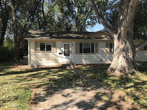 505 Wood St Photo 1