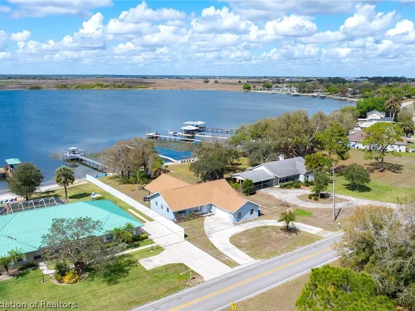 920 Lake Dr E, Lake Placid, FL 33852