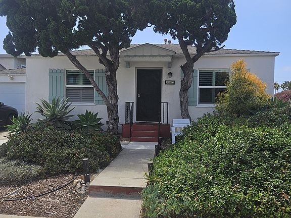 2nd image of 803 Tourmaline St