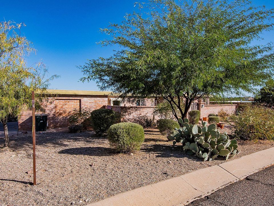 1st image of 1540 N Pavo Pl