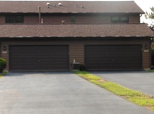 3216 Alethea Dr, Algonquin, IL 60102