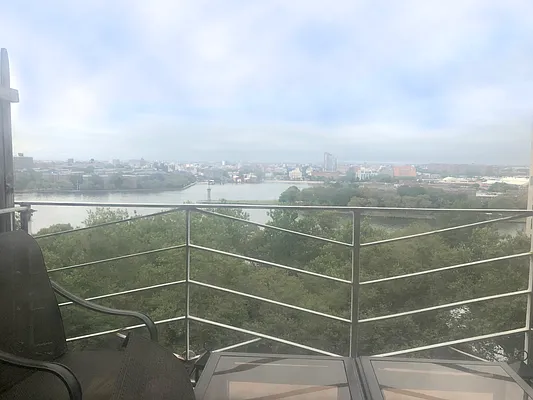 Rented by Compass | media 37