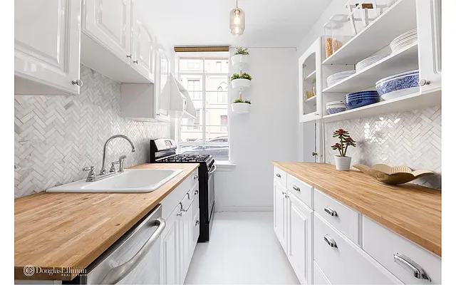 Sold by Douglas Elliman | media 3