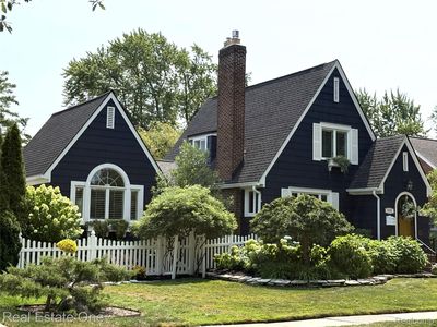 2731 Bamlet Rd, Royal Oak, MI, 48073