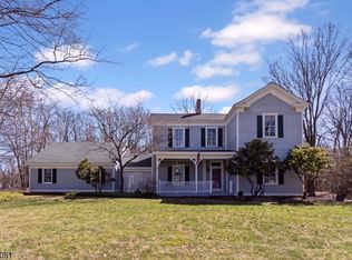 122 Califon Rd, Long Valley, NJ 07853