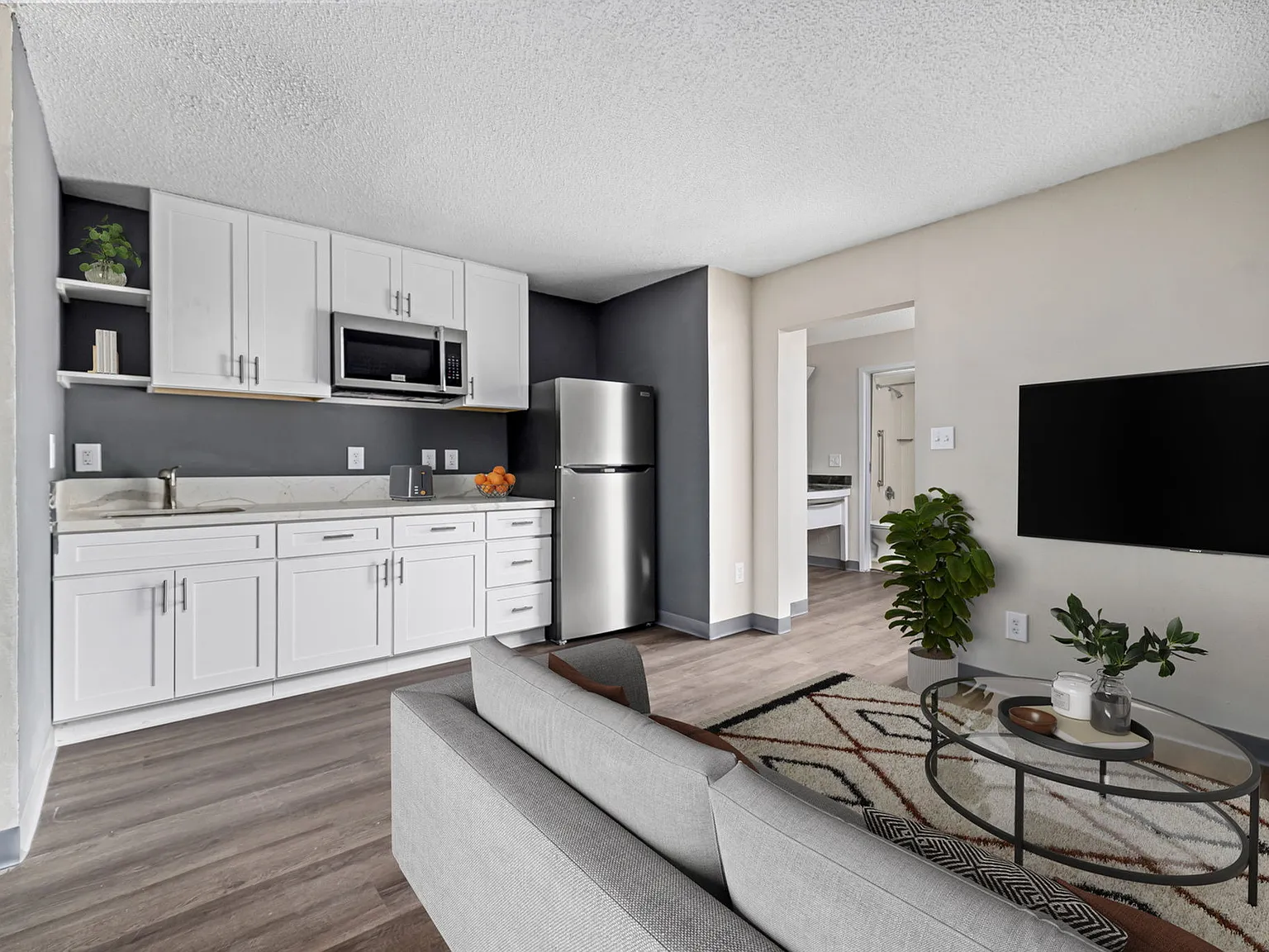 1105 Flats at North Hills — Photo 3