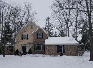 5491 Martinique Cir, East Lansing, MI 48823