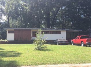 4217 Oakhill Dr, Jackson, MS 39206