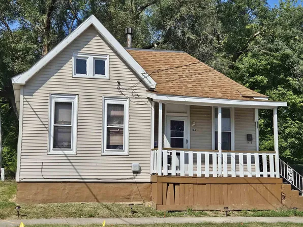 123 S Saratoga St, Peoria, IL 61605