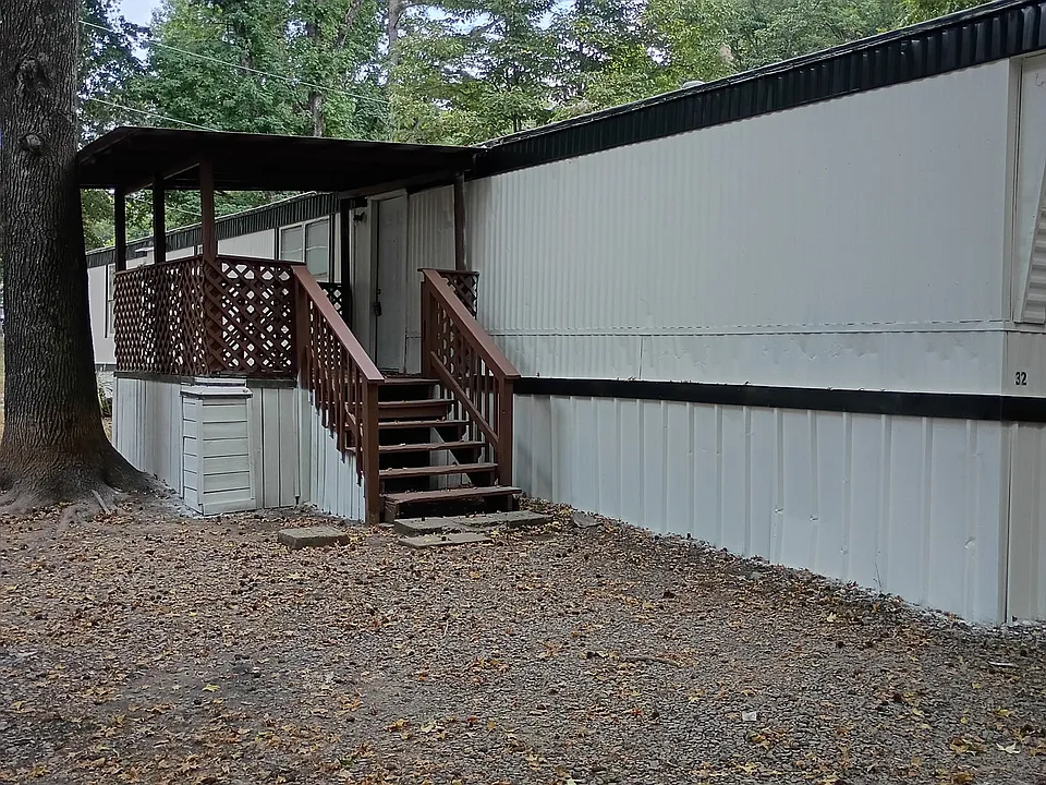 32 Fortson Dr