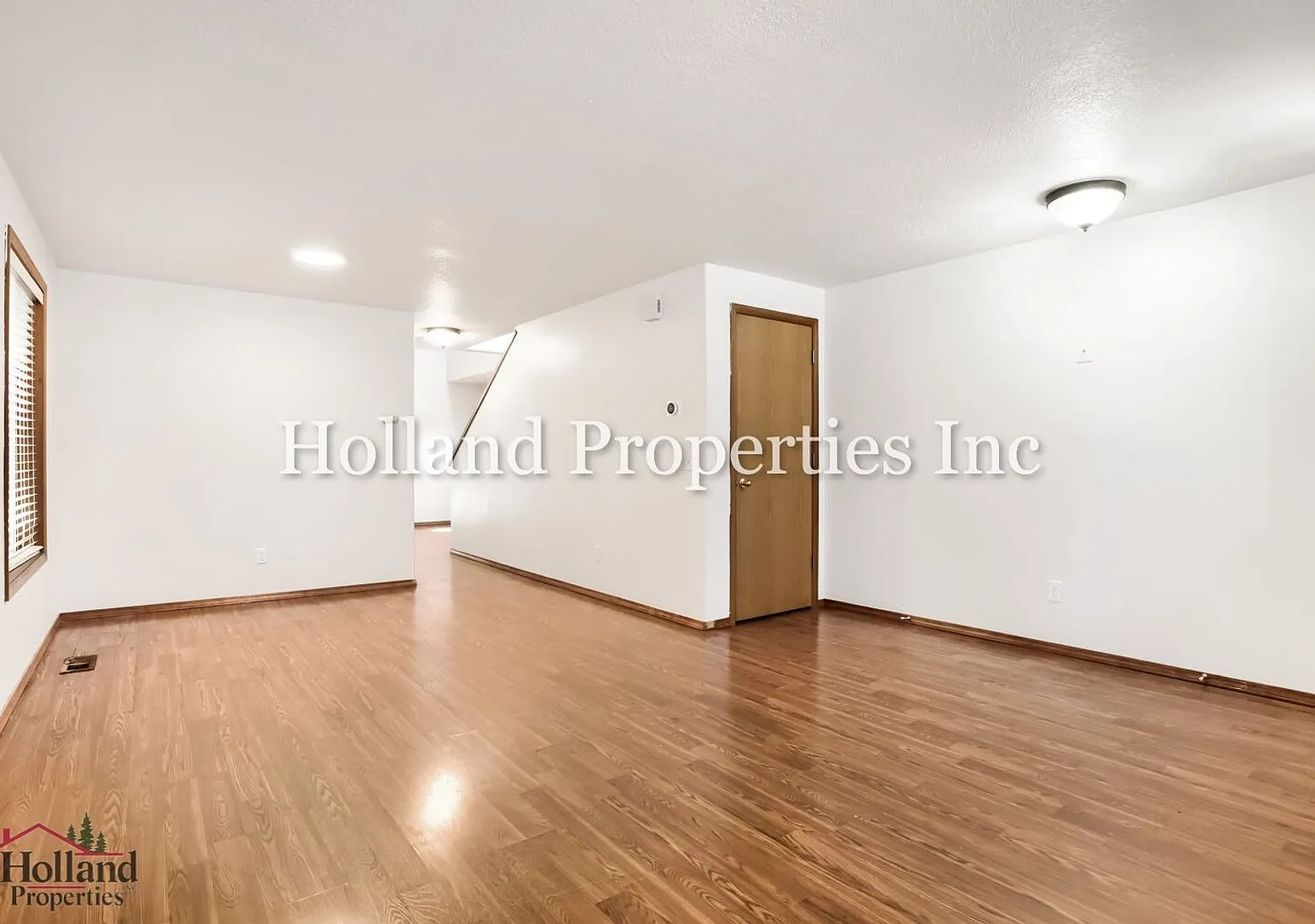 Modern Comfort & Everyday Convenience in Beaverton — Photo 4