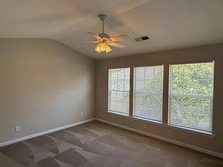 3319 Mannington Dr — Photo 11