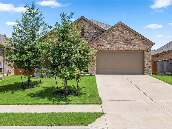 2nd image of 849 Whitetail Dr
