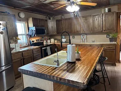 2740 SE Ketchem Rd — Photo 4