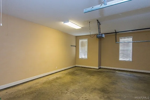 9500 Helmsley Cir — Photo 28