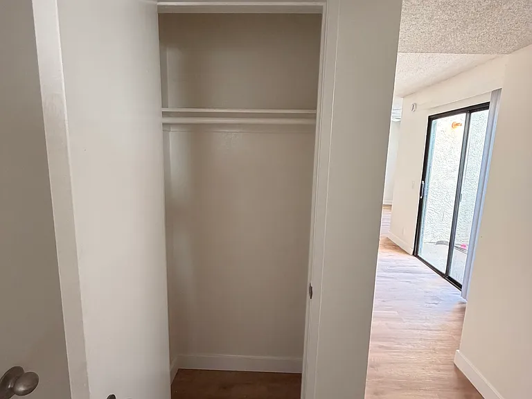 14931 E Pacific Ave #6 — Photo 11