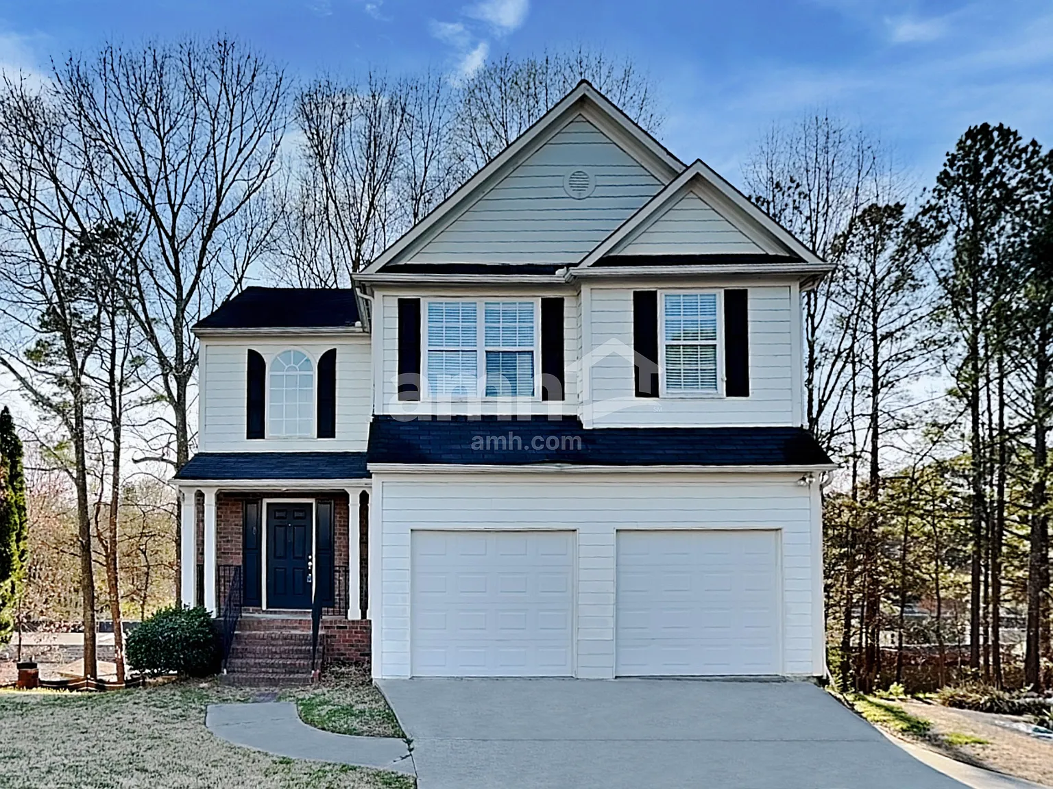 4 bed, 3.5 bath, 2391 sqft, $2,340 — Photo 1