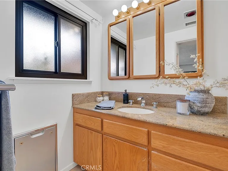 2727 San Ramon Dr — Photo 25