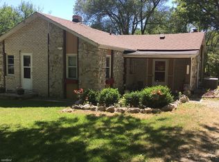 5449 N Clearview Rd, Columbia, MO 65202