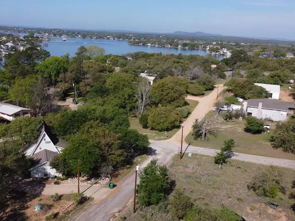 1 W Castleberry Dr, Marble Falls, TX 78654