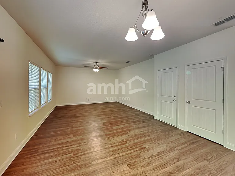 3136 Creek Village Lane Grn — Photo 6