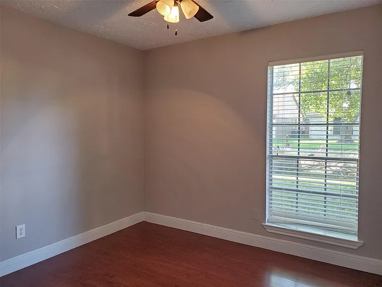 16315 Thistleglen Dr — Photo 19