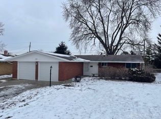 241 Bellaire Dr, Fairborn, OH 45324