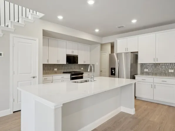 2736 Teton St, Corinth, TX 76210