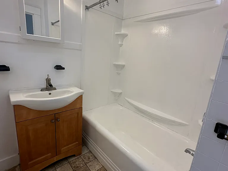 88 North Rd #3 — Photo 11