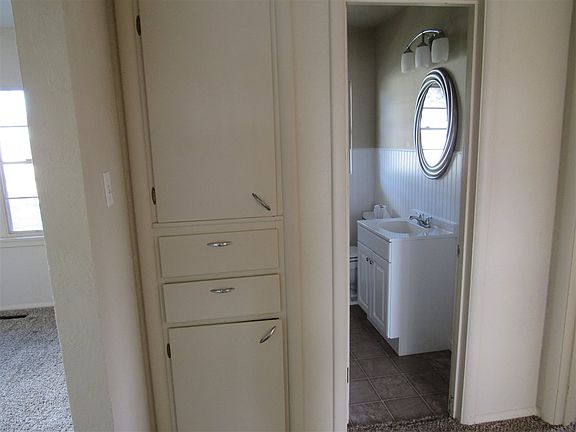 5th image of 603 Bluegill Dr