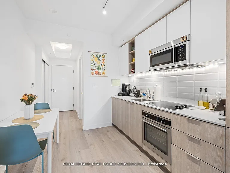 50 Ordnance St #1603 — Photo 2