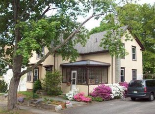 17 Forest St, Clinton, MA 01510