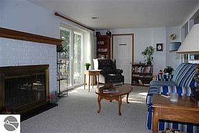 3rd image of 2388 N Us 23