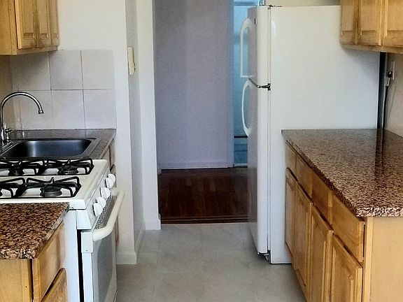 5th image of 140--35 Burden Crescent Briarwood Ky #Dd3
