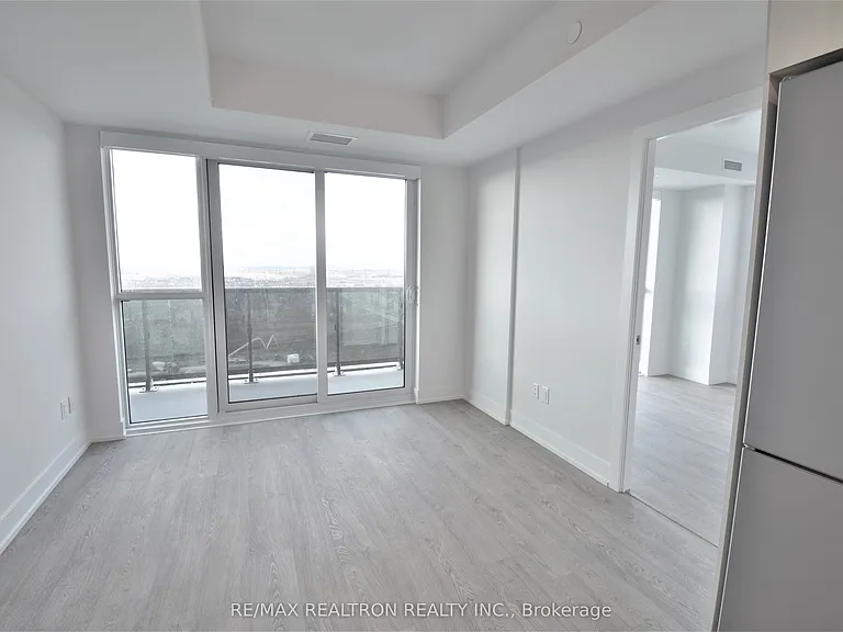 2550 Simcoe St N #1505 — Photo 5