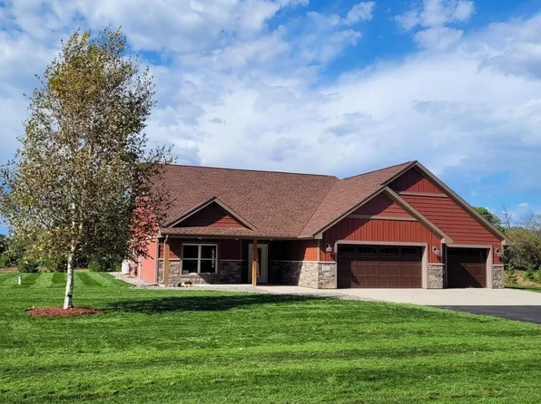 19310 University Ave NW, Oak Grove, MN 55011
