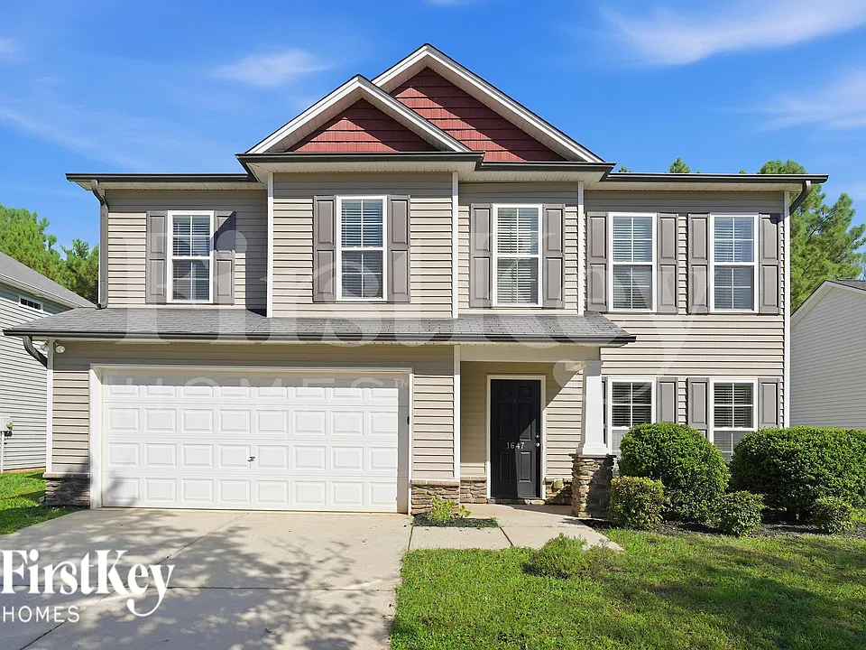 1647 Crestlawn Trl