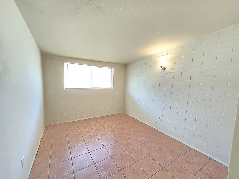 6637 E Cheery Lynn Rd #A — Photo 16