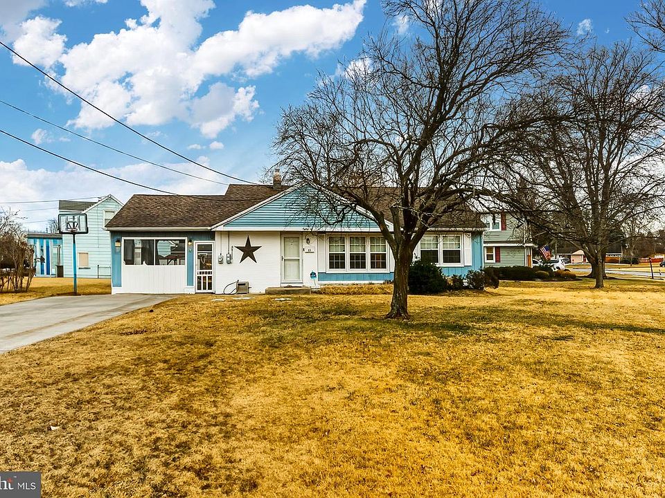 1st image of 85 Holly Dr