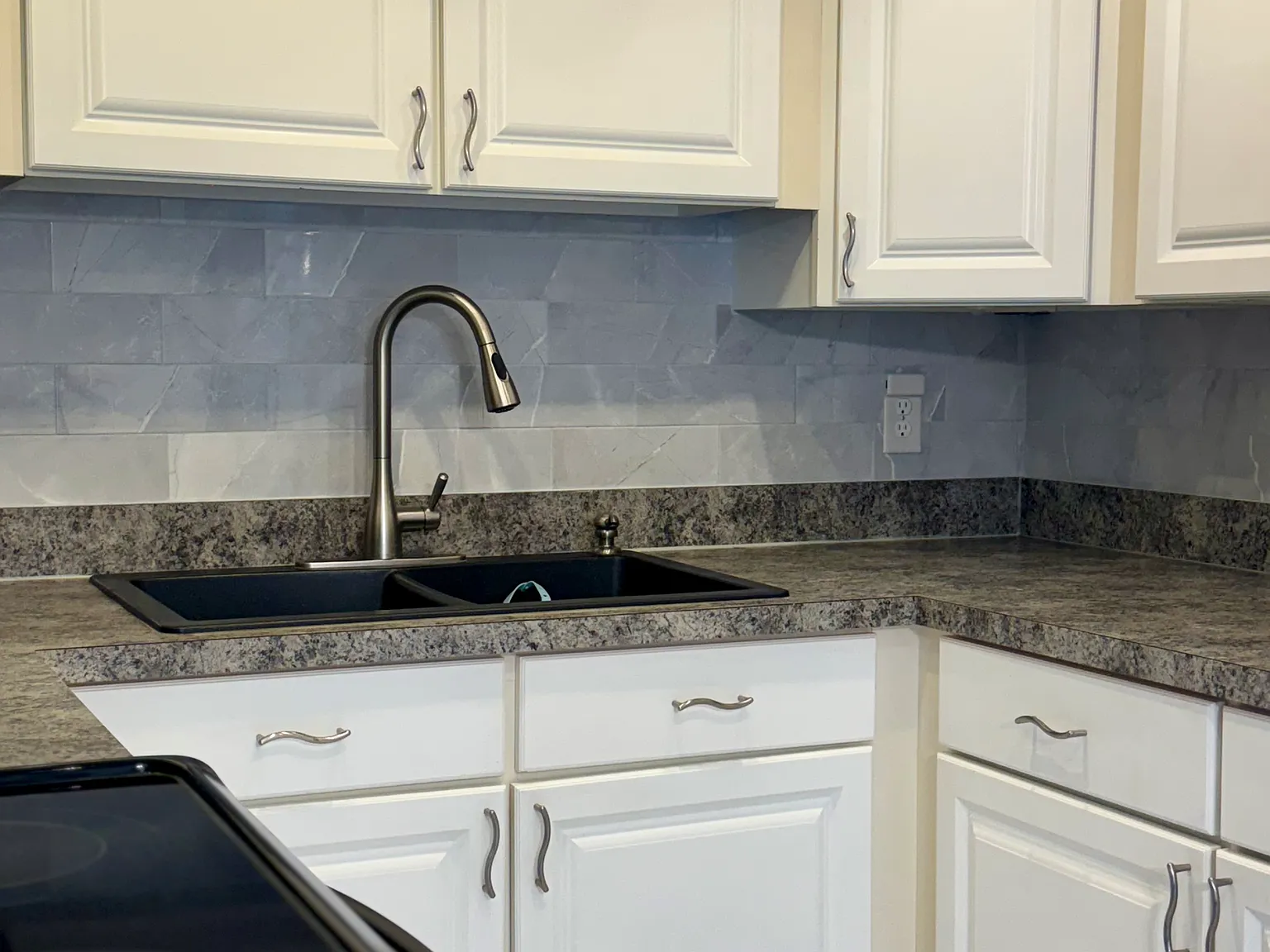 2 bed, 1.5 bath, 1352 sqft, $2,000 — Photo 4