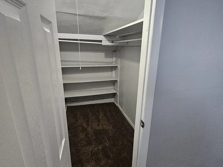 2505 NW Lincoln Ave — Photo 10