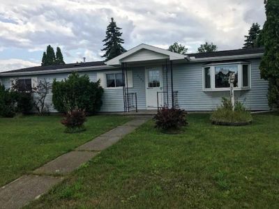 4702 McNichol Ave, Oscoda, MI, 48750