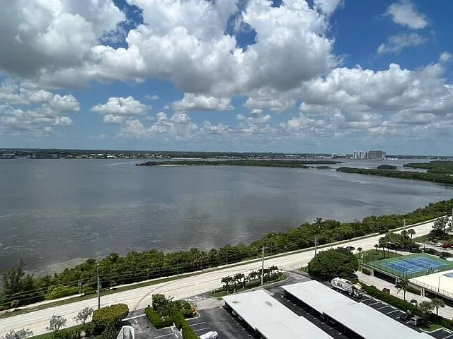 5420 N Ocean Dr #1705 — Photo 28