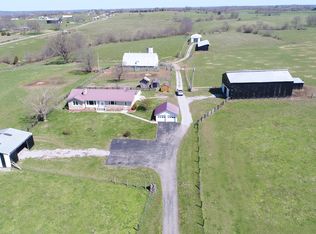 2567 Oregon Rd, Salvisa, KY 40372