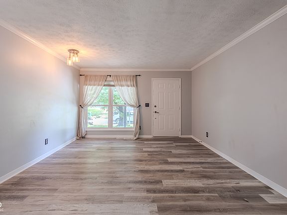 4th image of 5722 Wheelhorse Dr