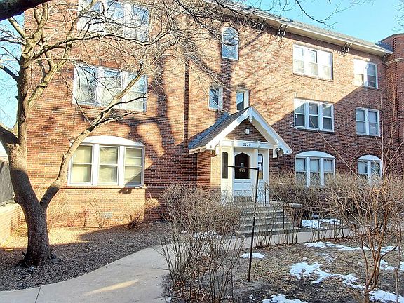 2nd image of 2221 Jones St APT 25